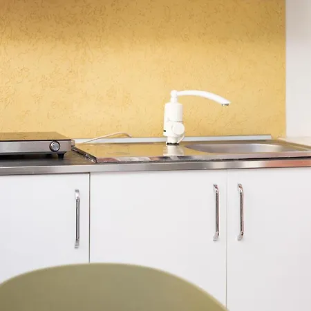 Modern Apartamento Tirana